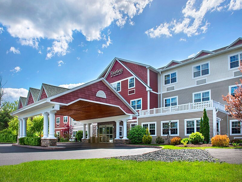 Hotels In The Berkshires, Motels In The Berkshires, Lodging In The Berkshires, Great Barrington MA Hotels, Pittsfield MA Hotels, Lenox MA Hotels