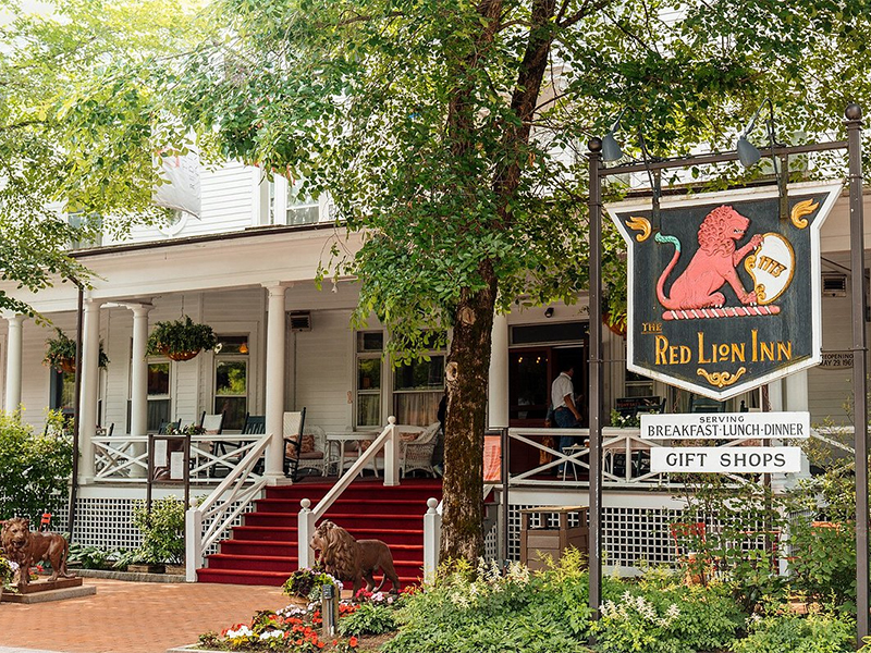 Hotels In The Berkshires, Motels In The Berkshires, Lodging In The Berkshires, Great Barrington MA Hotels, Pittsfield MA Hotels, Lenox MA Hotels